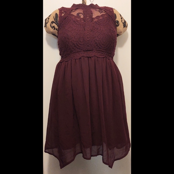 Xhilaration Dresses & Skirts - Xhilaration Burgundy Lace Halter Mini Dress
